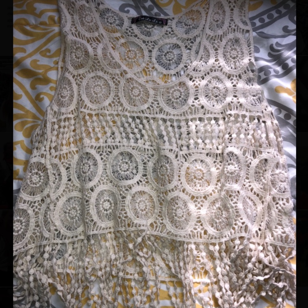 cream tank top